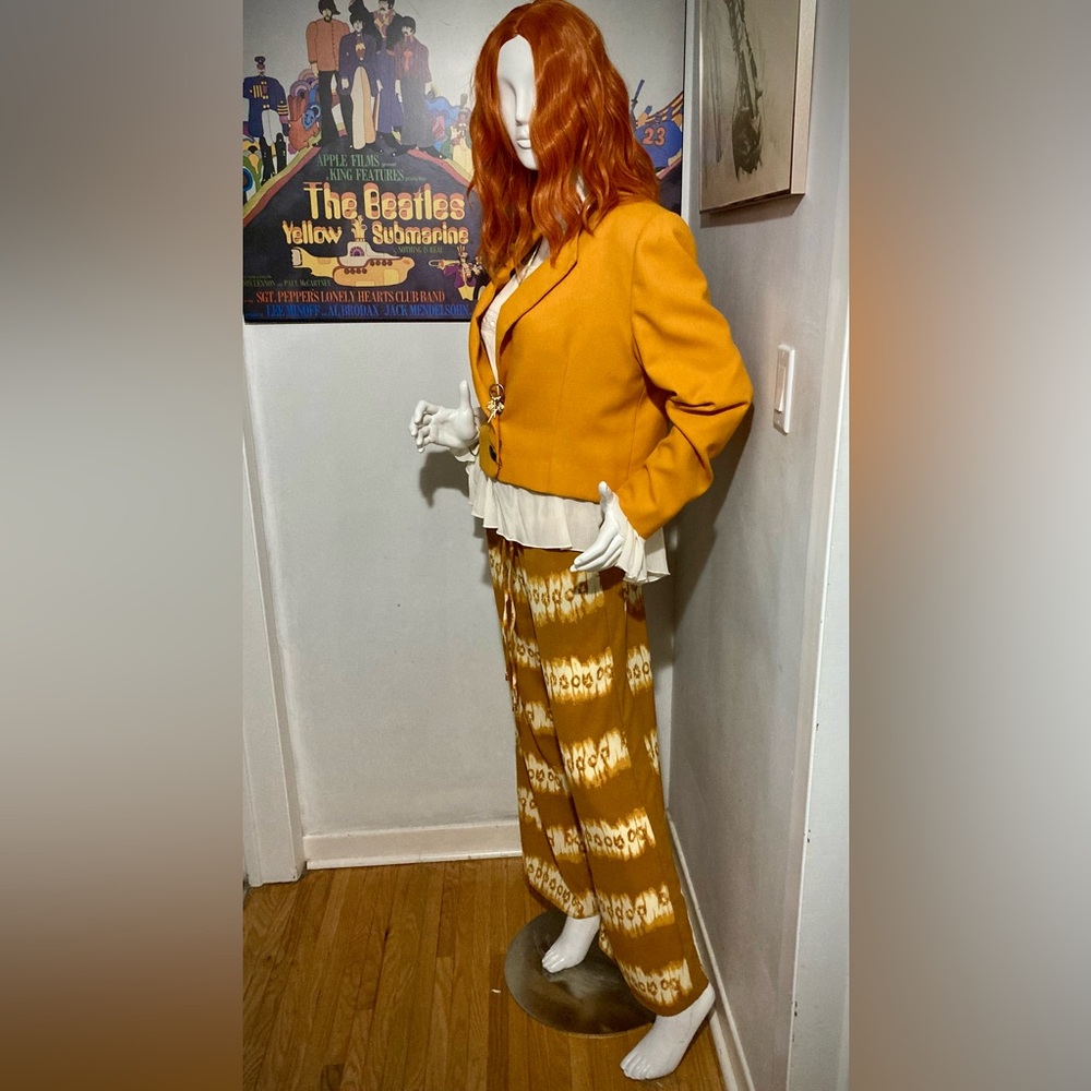 Halloween Hippie - 7pc Adult Value-Added Costume Kit